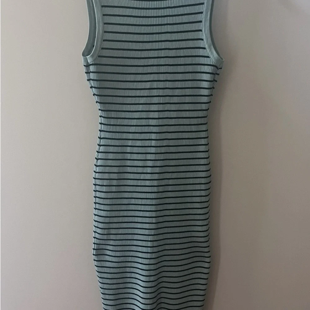 NWOT Love Tree mint stone and black striped ribbed sleeveless dress! Size Large - Picture 4 of 10